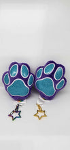 Load image into Gallery viewer, Purple Paw Keychian